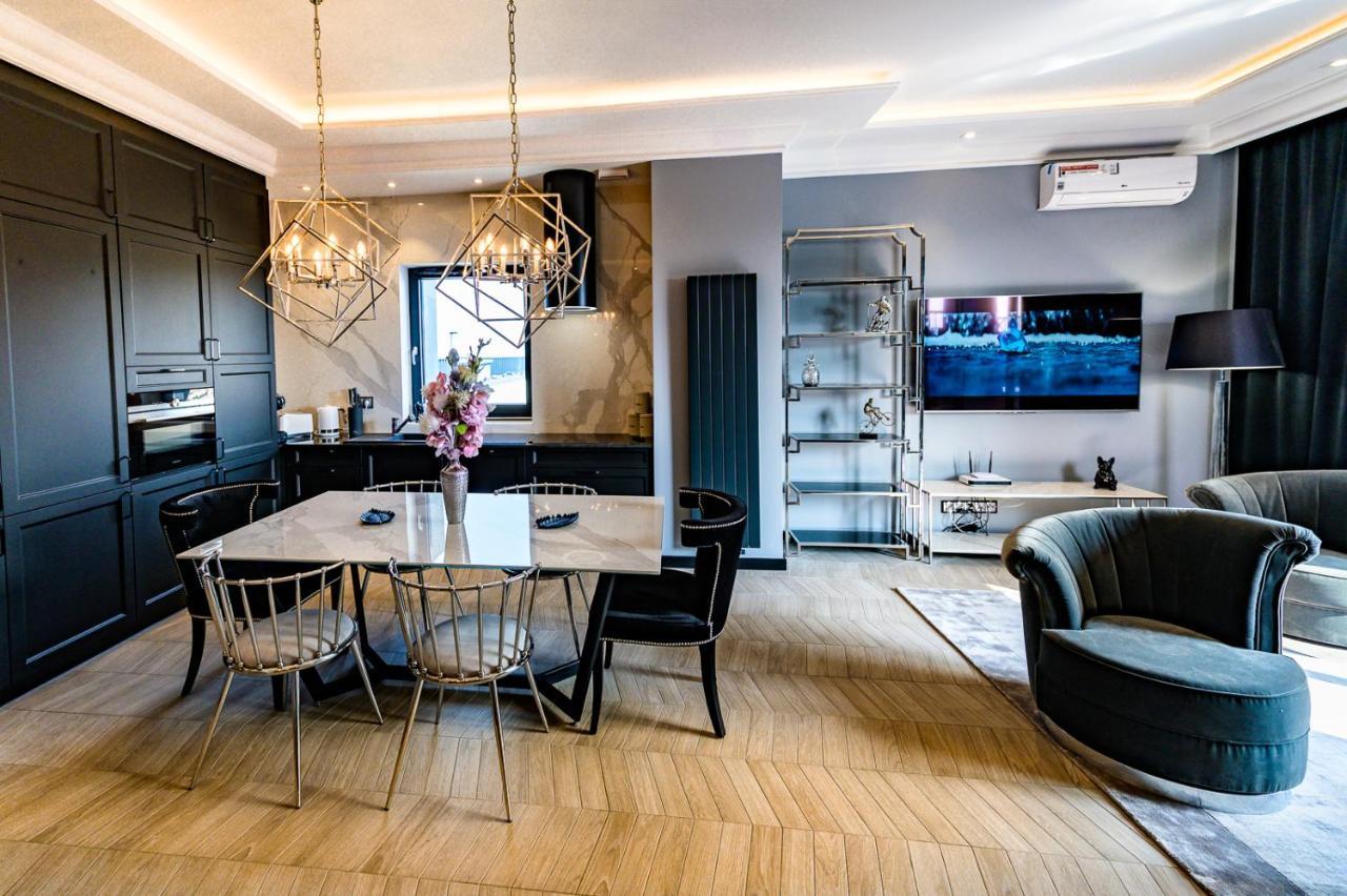 About Art Apartments Breslavia Esterno foto