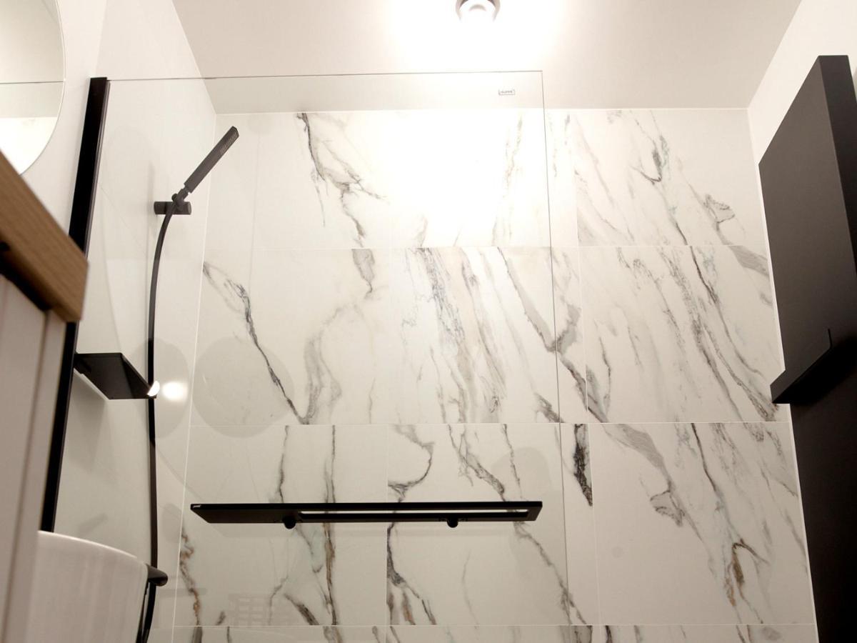 About Art Apartments Breslavia Esterno foto