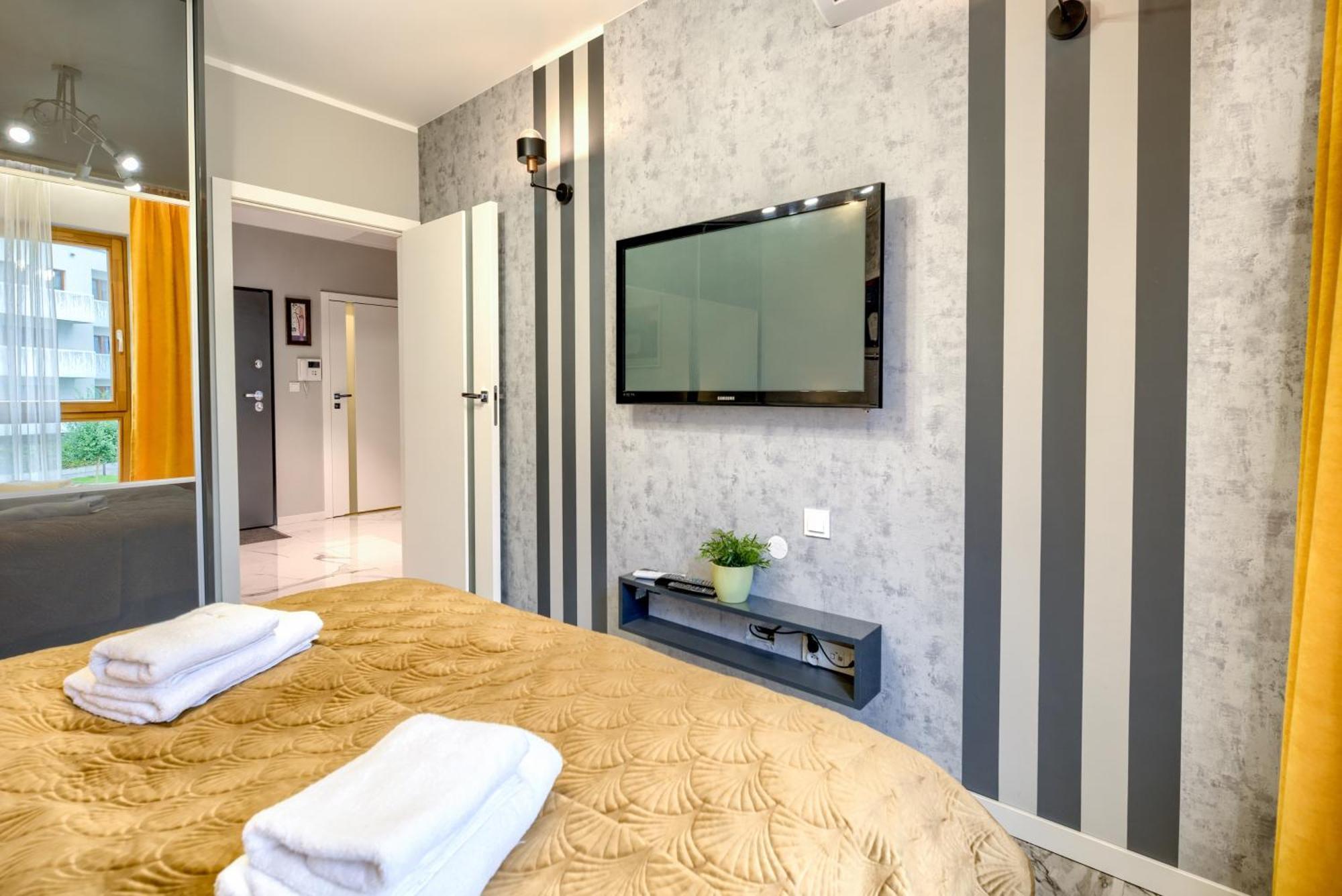 About Art Apartments Breslavia Esterno foto