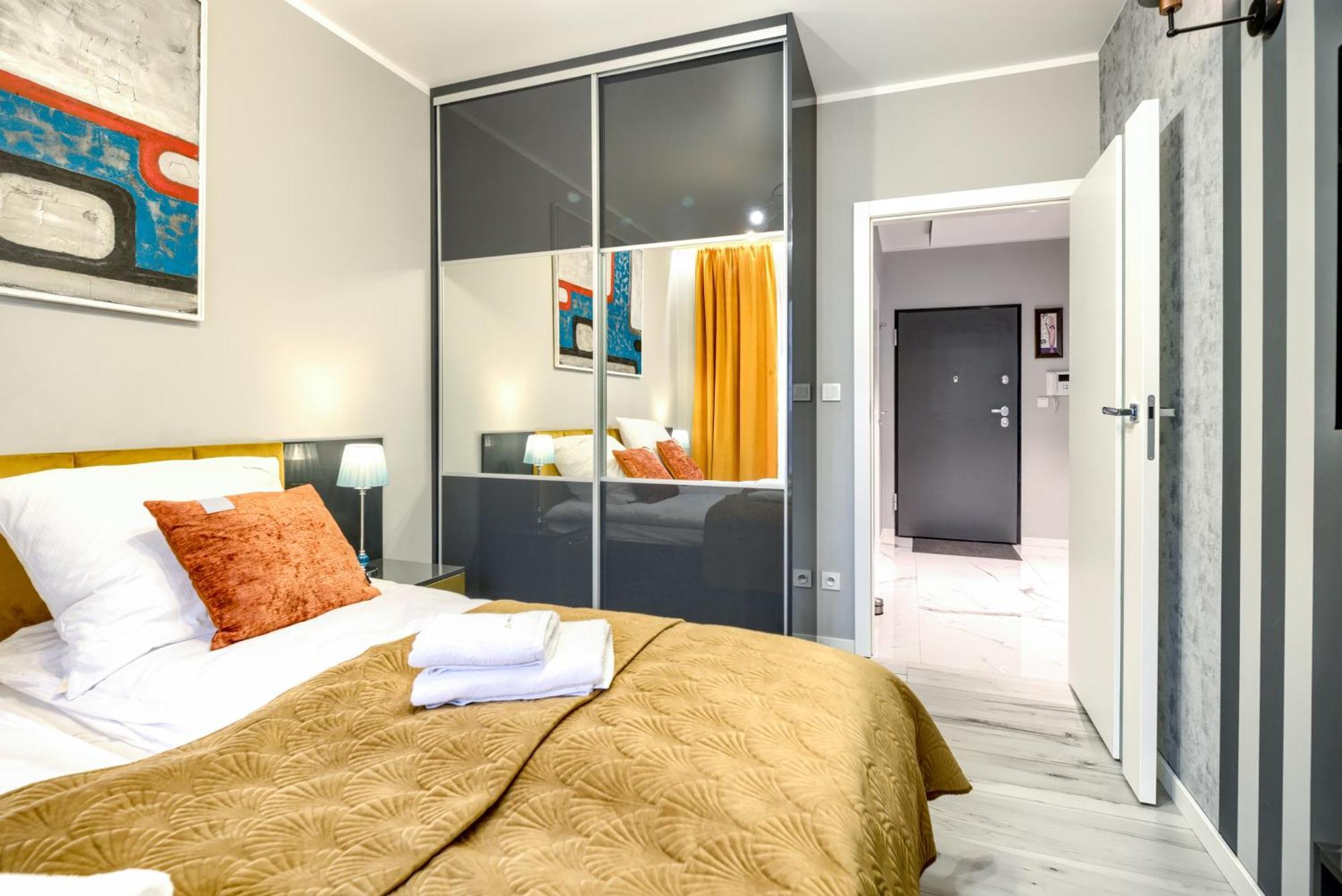About Art Apartments Breslavia Esterno foto